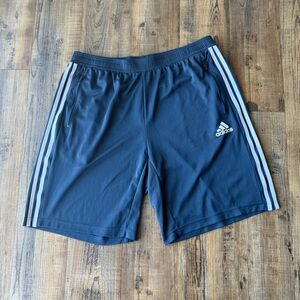 Adidas Designed 2 Move 3-Stripes Men’s Shorts Crew Blue/White Activewear Size XL